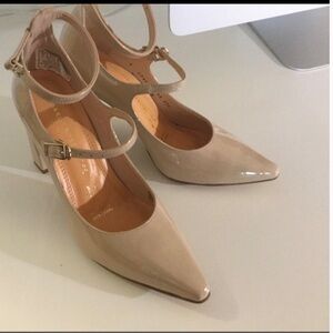 ❤️Chic ❤️Nude Women's Heels